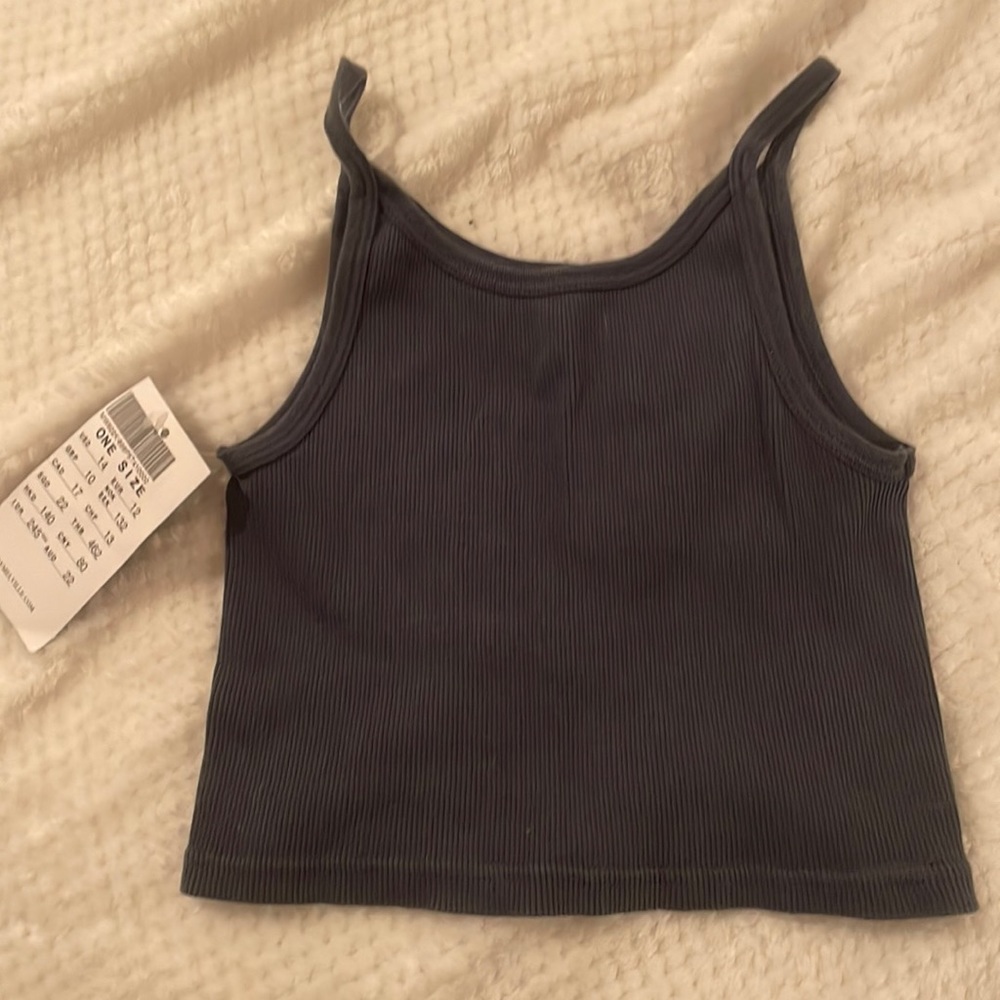 New brandy navy blue crop top